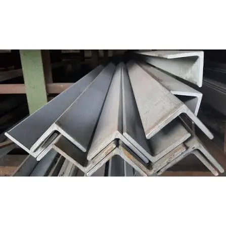Cornière Galva 40x40x4mm - 5,8m F00101